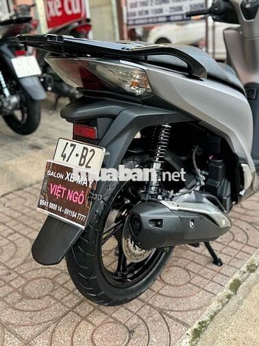 Honda SH 2017 Bạc nhám đen