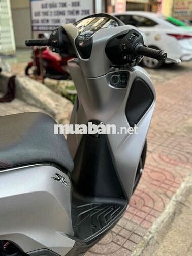 Honda SH 2017 Bạc nhám đen