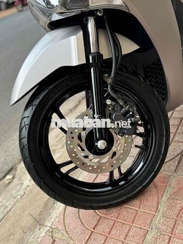 Honda SH 2017 Bạc nhám đen
