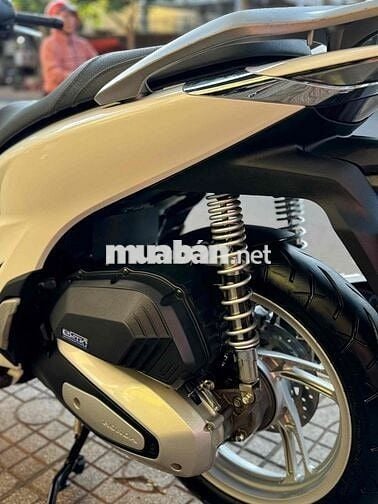 Honda SH 2025 Trắng Đen