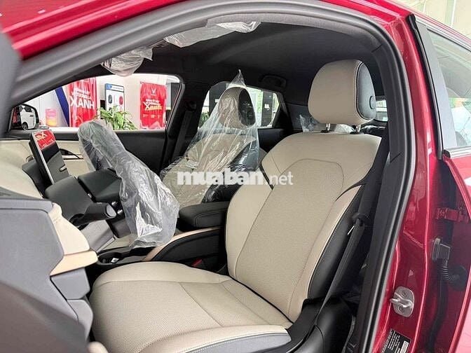 VinFast VF6 Plus đỏ, 648tr, sẵn COC, giao ngay