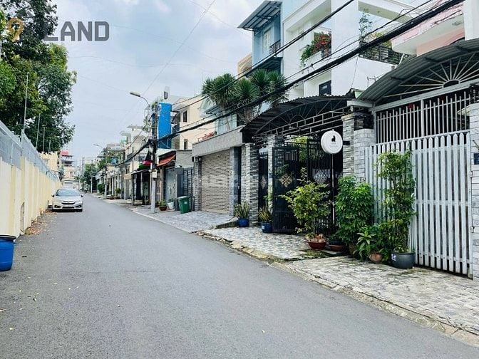 SIÊU PHẨM NHÀ MỚI XÂY TÂM HUYẾT- 5 TẦNG- HIỆN ĐẠI- CÓ THANG MÁY- NỘI T