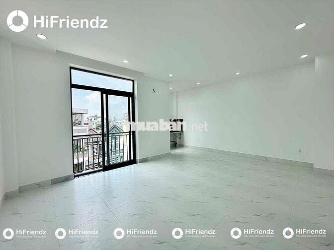 CHO THUÊ CHDV FULL NỘI THẤT BAN CÔNG 40M2 NGAY CHỢ THẠCH ĐÀ