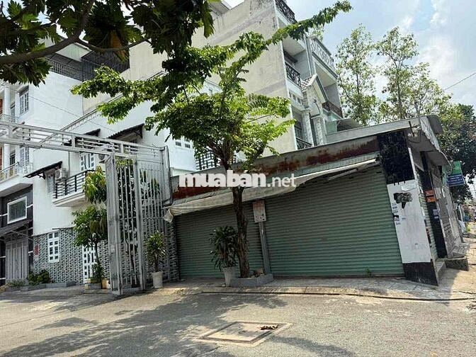 NHÀ GÓC 2 MẶT TIỀN HẺM LÊ VĂN KHƯƠNG