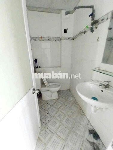 NHÀ GÓC 2 MẶT TIỀN HẺM LÊ VĂN KHƯƠNG