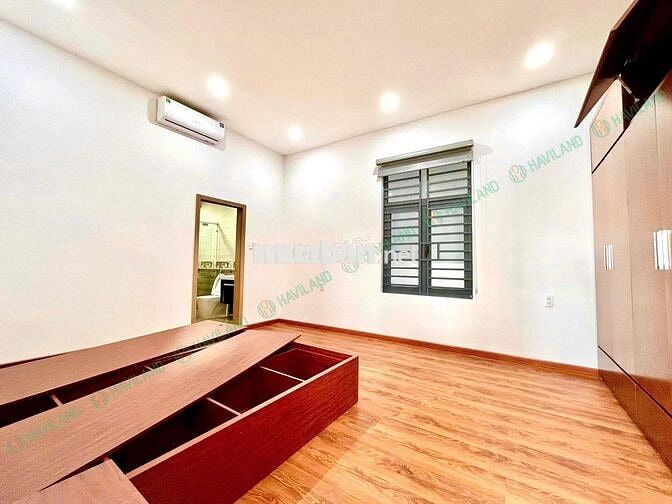 NHÀ NGUYÊN CĂN 200M2  6PN 5WC NGAY BIỂN NỘI THẤT CAO CẤP
