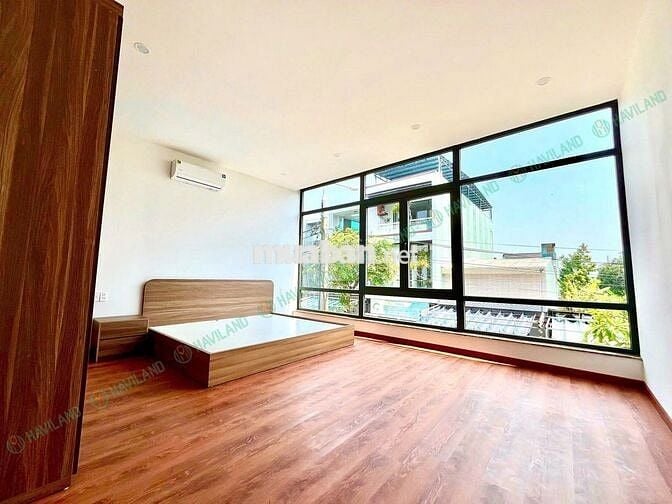 NHÀ NGUYÊN CĂN 200M2  6PN 5WC NGAY BIỂN NỘI THẤT CAO CẤP