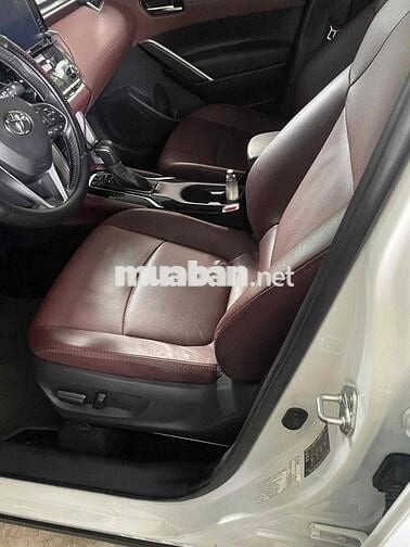 Toyota Corolla Cross Hybrid Trắng Tự động