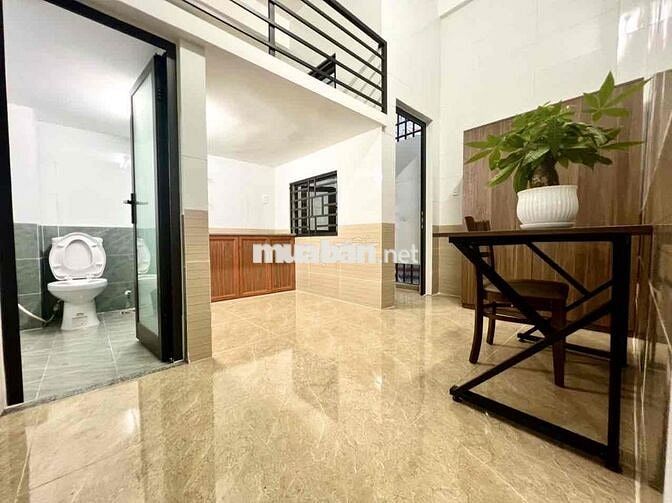 Căn Hộ Full Nội Thất có Ban Công Ngay ĐH BKhoa