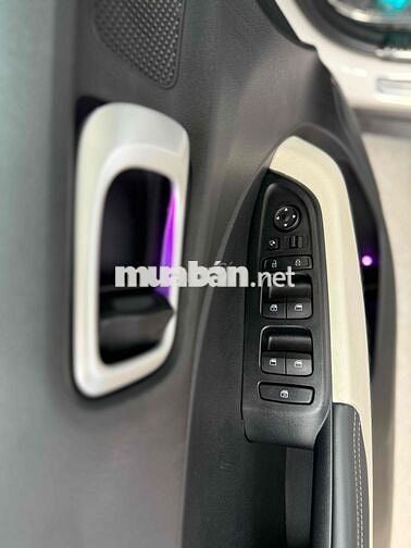Hyundai Venue 2025 đặc biệt lướt 7.500km
