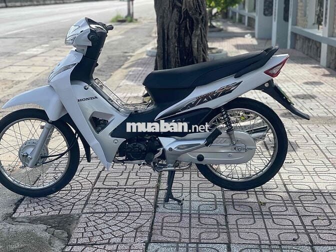 Honda Wave 50 Daelim 50cc Trắng