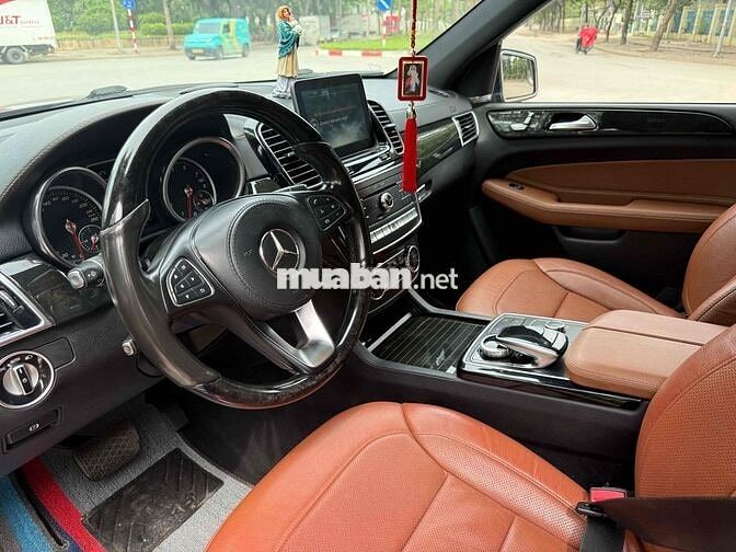 Mercedes GLS 400 2016 Xanh đen 7 chỗ