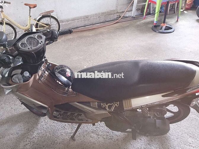 Yamaha Novo 4 Vàng đồng Tự động Thắng đĩa