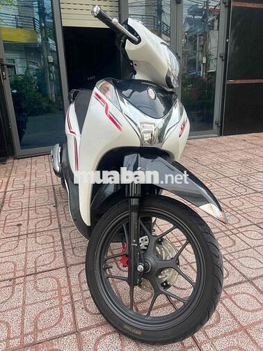 Honda SH Mode 2017 Trắng đen