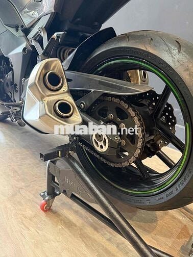 Kawasaki Z1000 Xám, Xanh lá 11000 km