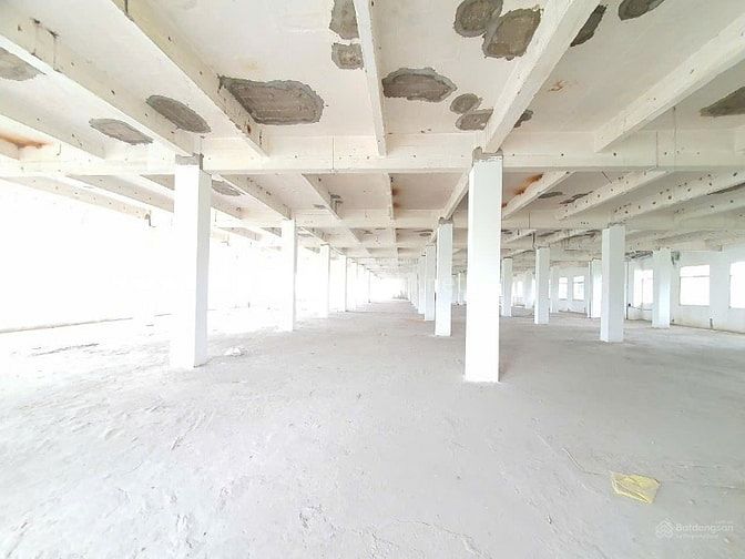 Cho thuê kho kết hợp văn phòng DT 1500m2 tại mặt tiền xe ra vào đường 
