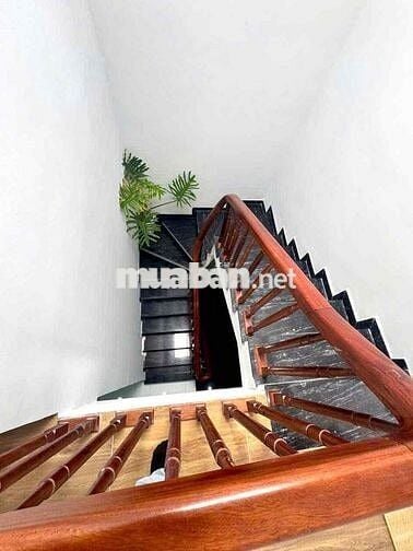 20m ra oto đỗ phố Thanh Lân 34m2 x5T giá 5 tỷ sổ đỏ CC dân xây nông có
