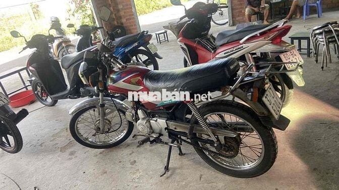 Còn vài xe giá rẻ anh chị đọc kỹ tin rồi gọi em nh