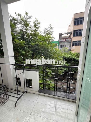 CHÍNH CHỦ CHO THUÊ CĂN HỘ BAN CÔNG MẶT TIỀN PHẠM VĂN CHÍ   📍