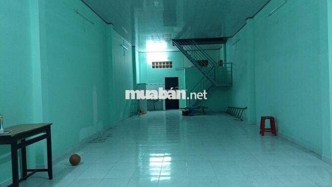 Nhà cho thuê, đường Bình Trị Đông 170m2 Hẻm rộng 8m xe tải vào ra được