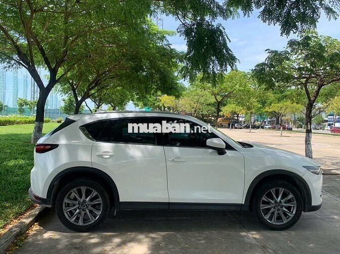 Mazda CX5 2.0 Lux 2022 Trắng 4 vạn km