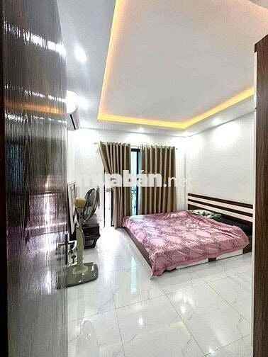 20m ra oto đỗ phố Thanh Lân 34m2 x5T giá 5 tỷ sổ đỏ CC dân xây nông có