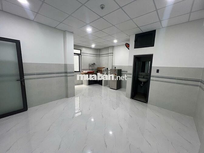 Phòng trọ mới xây - Full nội thất cơ bản - Sạch đẹp, dọn vào ở ngay