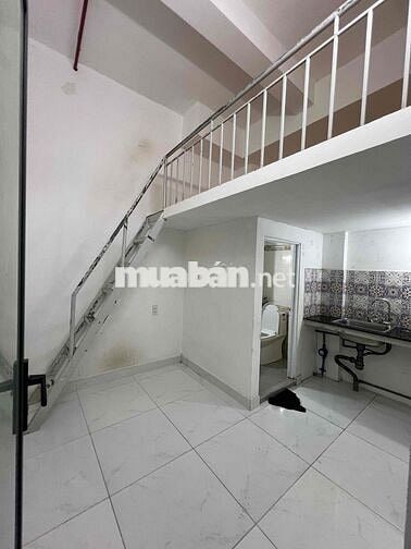 🏡 Cho thuê phòng trọ gác lửng/studio ngay Tân Quy chỉ 3xxx