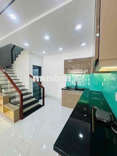 Siêu Phẩm Nhà 6x10m 3Lầu ST (6PN 5WC) Hẻm 8m Thông. 1/ LÊ VĂN QUỚI