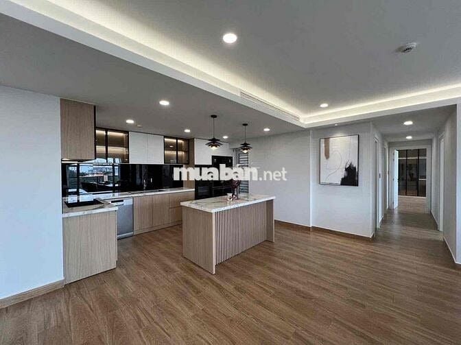 Cho thuê căn hộ Sunrise CityView Q7 Lh :