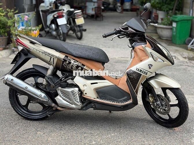 Yamaha Nouvo 4 2011 Nâu 135cc Đã qua sử dụng