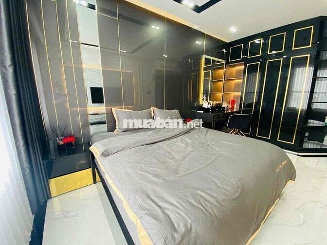Cho thuê căn hộ Sunrise CityView Q7 Lh :