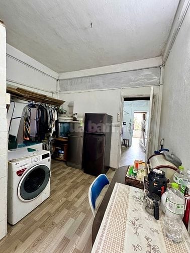 Căn hộ SHR 45m2 1pn Cư xá Lạc Long Quân Q11, ngay Chợ hoa Đầm Sen