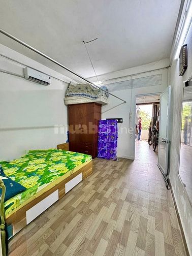 Căn hộ SHR 45m2 1pn Cư xá Lạc Long Quân Q11, ngay Chợ hoa Đầm Sen