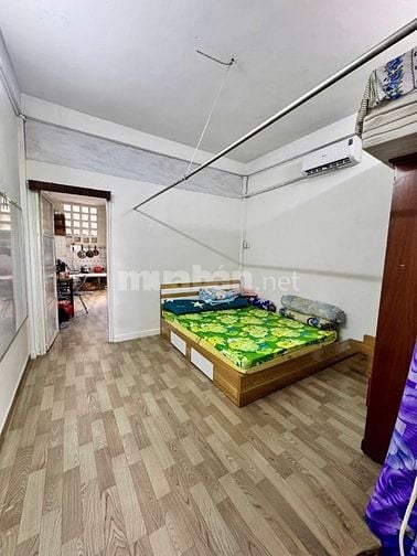 Căn hộ SHR 45m2 1pn Cư xá Lạc Long Quân Q11, ngay Chợ hoa Đầm Sen