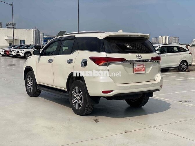 Toyota Fortuner 2.7V AT 2017 68.000km Trắng