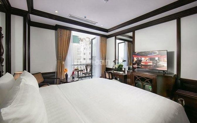 Chính chủ cần bán toà KS mặt phố Minh Khai, Q HBT, ĐT 300 m, 11 tầng 
