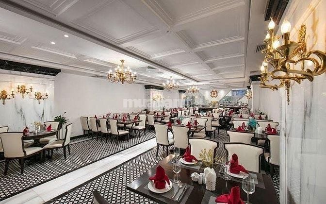 Chính chủ cần bán toà KS mặt phố Minh Khai, Q HBT, ĐT 300 m, 11 tầng 