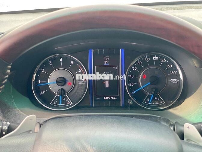 Toyota Fortuner 2.7V AT 2017 68.000km Trắng