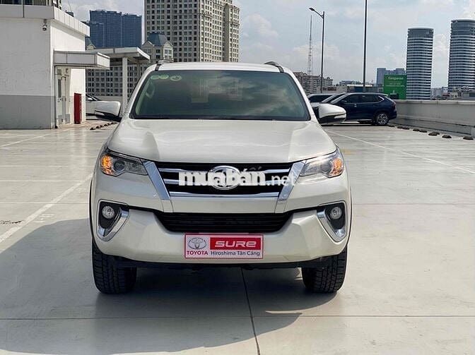Toyota Fortuner 2.7V AT 2017 68.000km Trắng