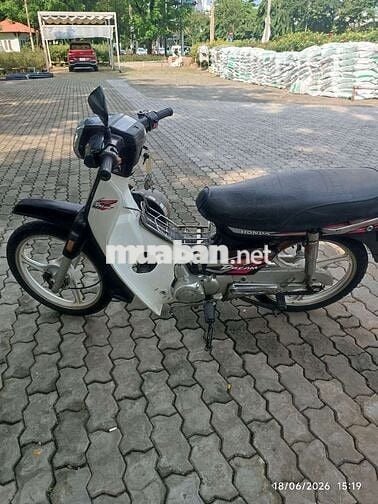 Honda Dream Trắng, Đen Xe số