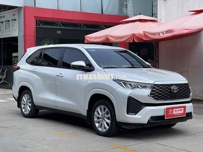 Toyota Innova Cross V 2025