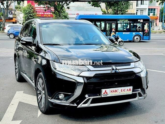 Mitsubishi Outlander CVT 2023 50.272 km