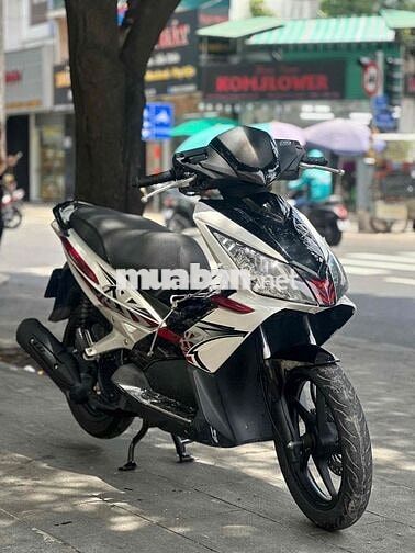 Honda Air Blade thái đời 2011 Trắng đen 38000 km