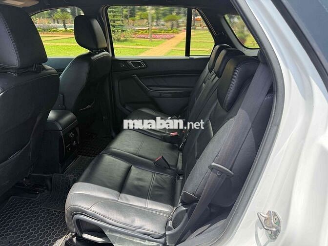 Ford Everest Titanium 4x2 2018 10v một chủ gốc 47