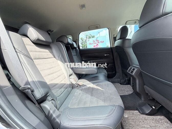 Mitsubishi Outlander CVT 2023 50.272 km