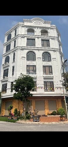 Cho thuê mặt bằng sàn tầng 2 làm văn phòng, kinh doanh.