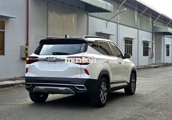 KIA Seltos Premium 2022 Trắng 60.000 km