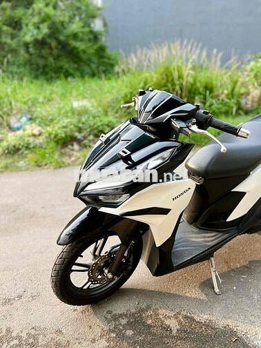Honda Vario 150 2024 Trắng đen