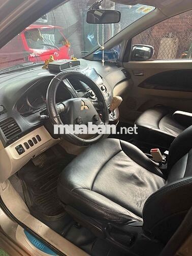 Mitsubishi Grandis 2009 Vàng cát ngay chủ giá TL